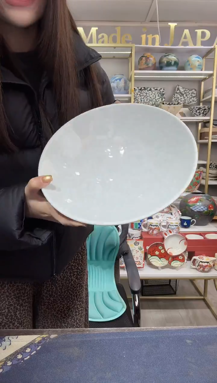 瓷24.5厘米斗笠钵一只装白色