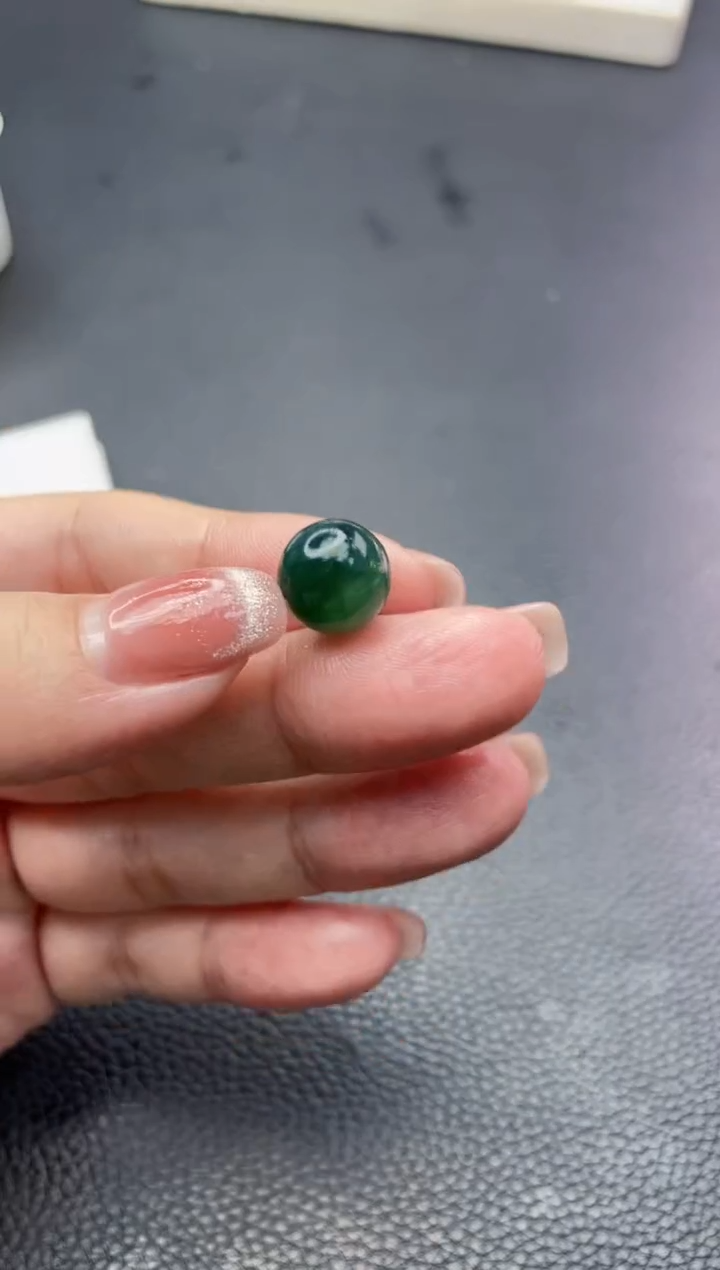 【闪购商品】定制翡翠未镶嵌珠子