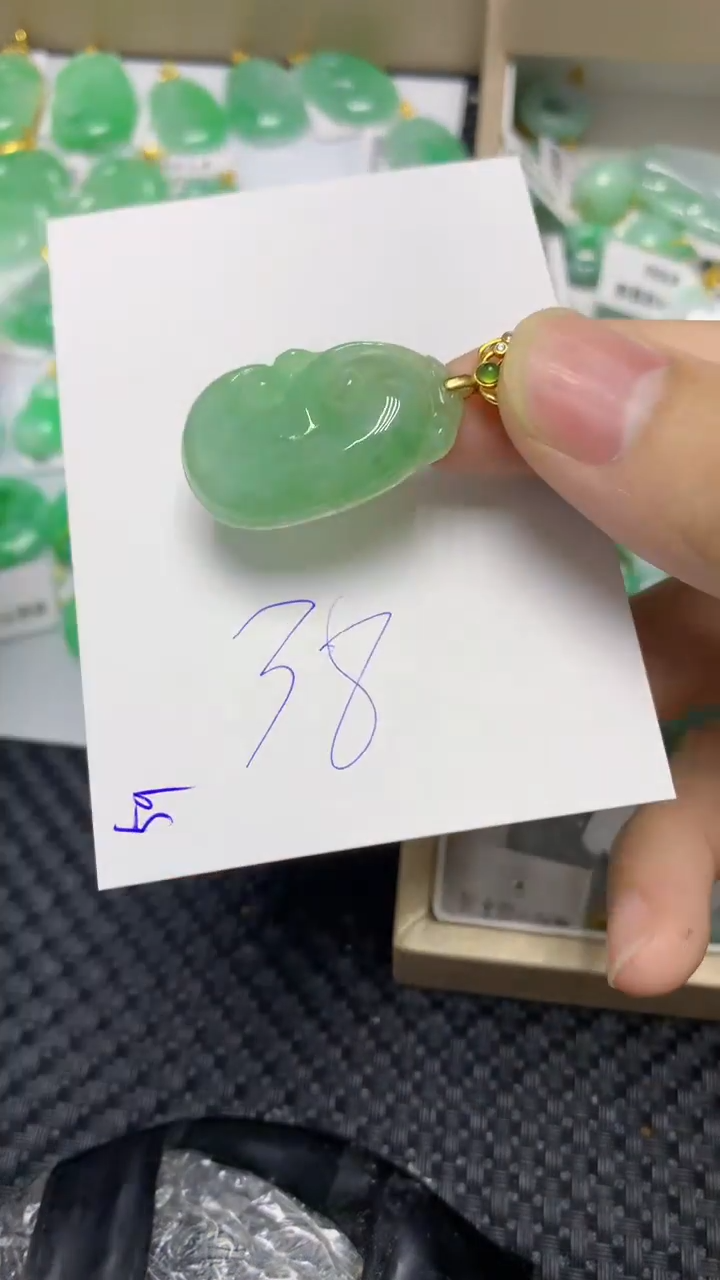 颈饰未镶嵌翡翠缅甸A货翡翠