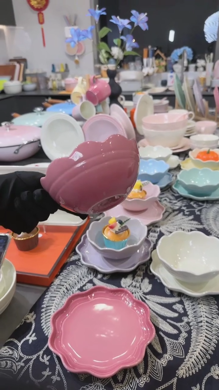 【闪购商品】瓷炻彩花边碗14CM-玫瑰粉