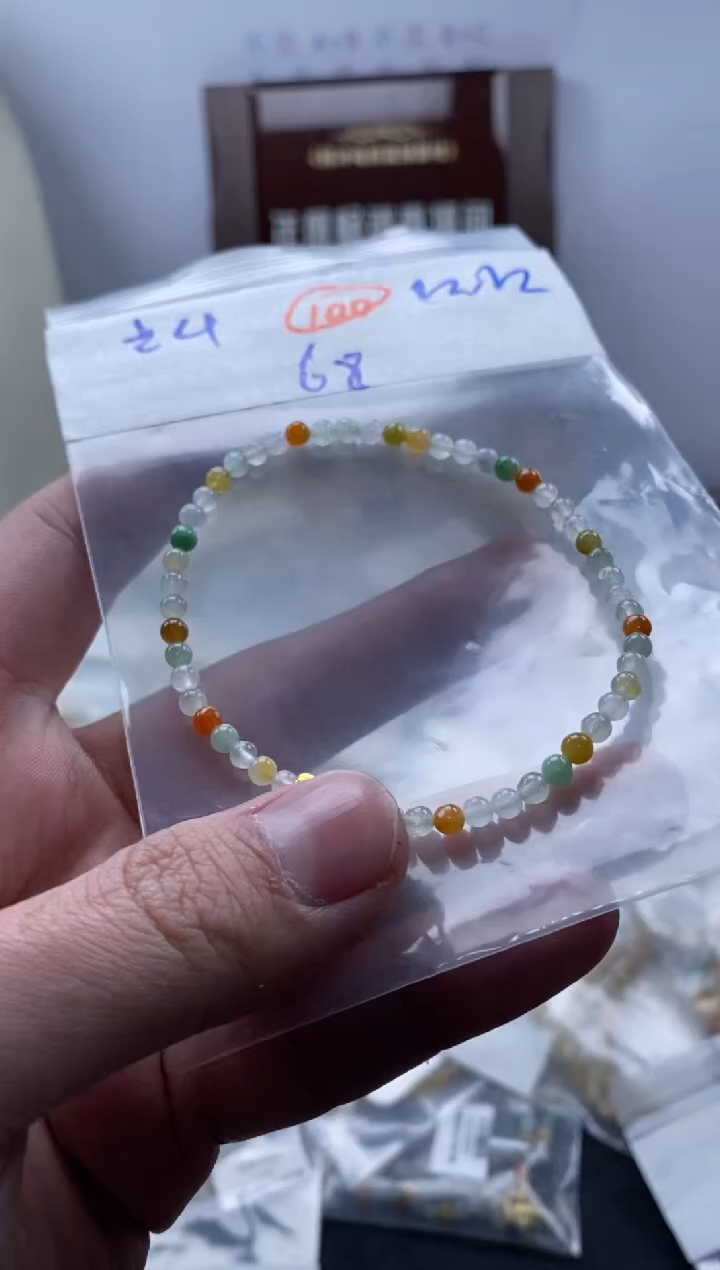 颈饰未镶嵌翡翠天然翡翠珠子多样性