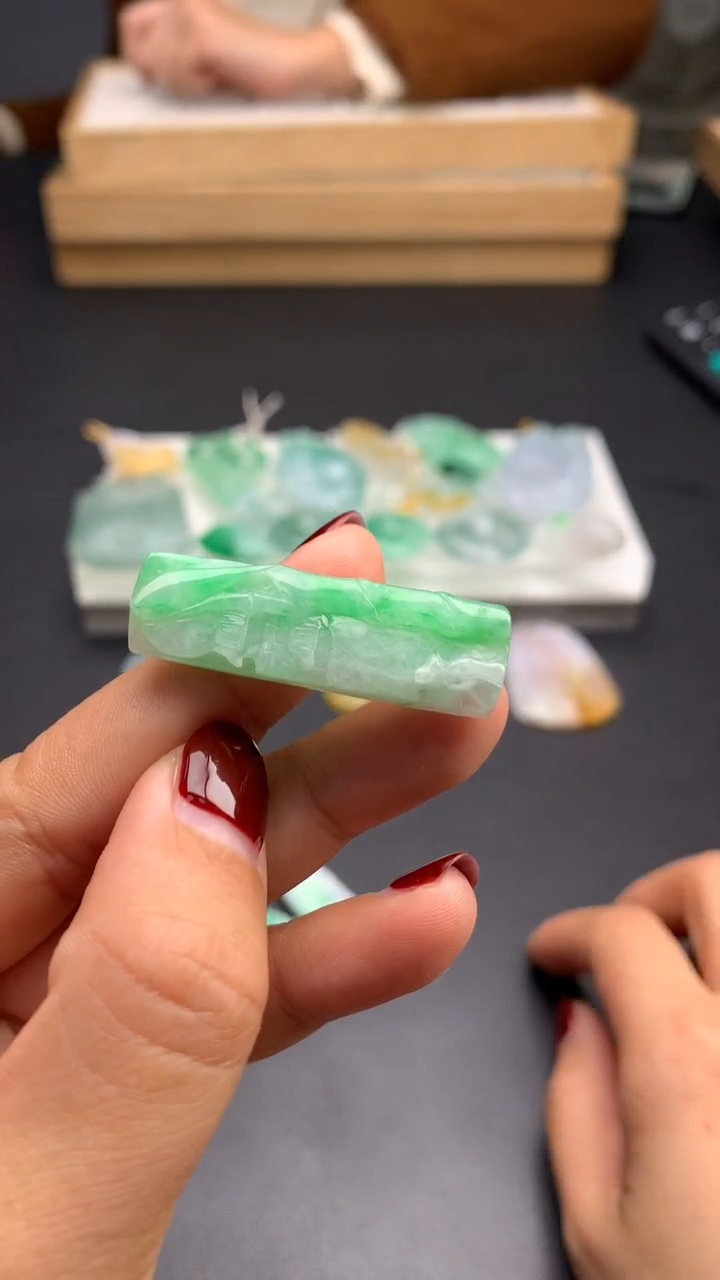 【闪购商品】定制翡翠未镶嵌           