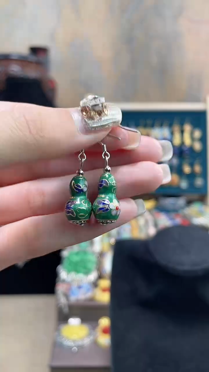 非遗手工景泰蓝耳环葫芦绿色