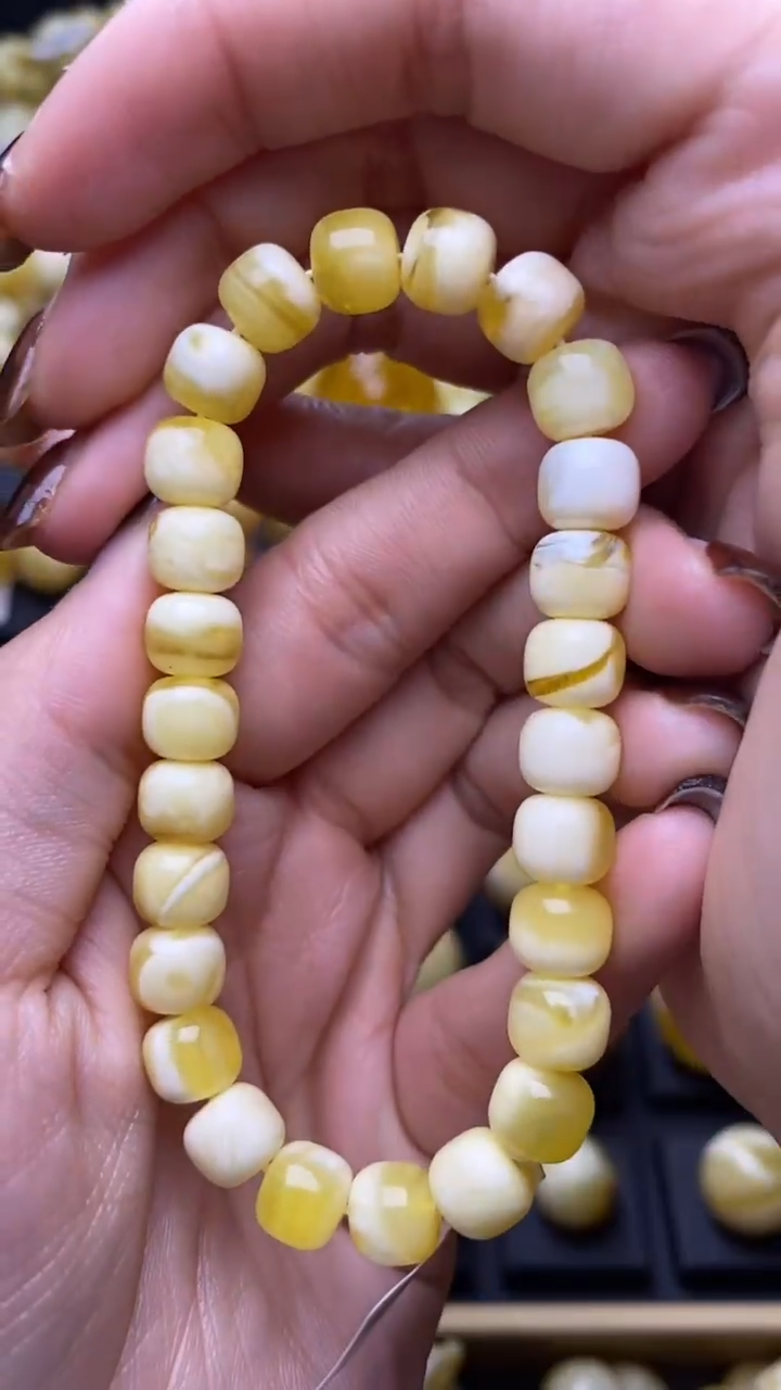 【闪购商品】琥珀裸石未镶嵌蜜蜡.54