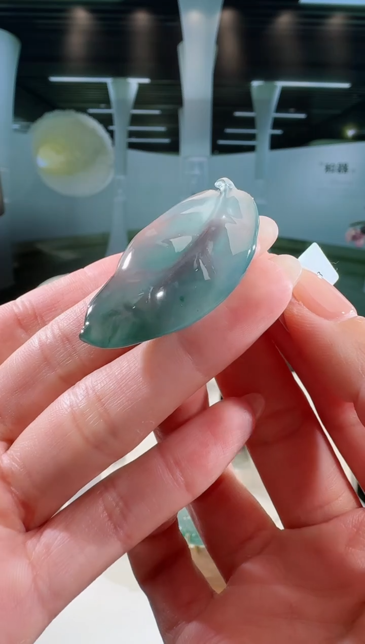 翡翠未镶嵌吊坠(不含链)叶子