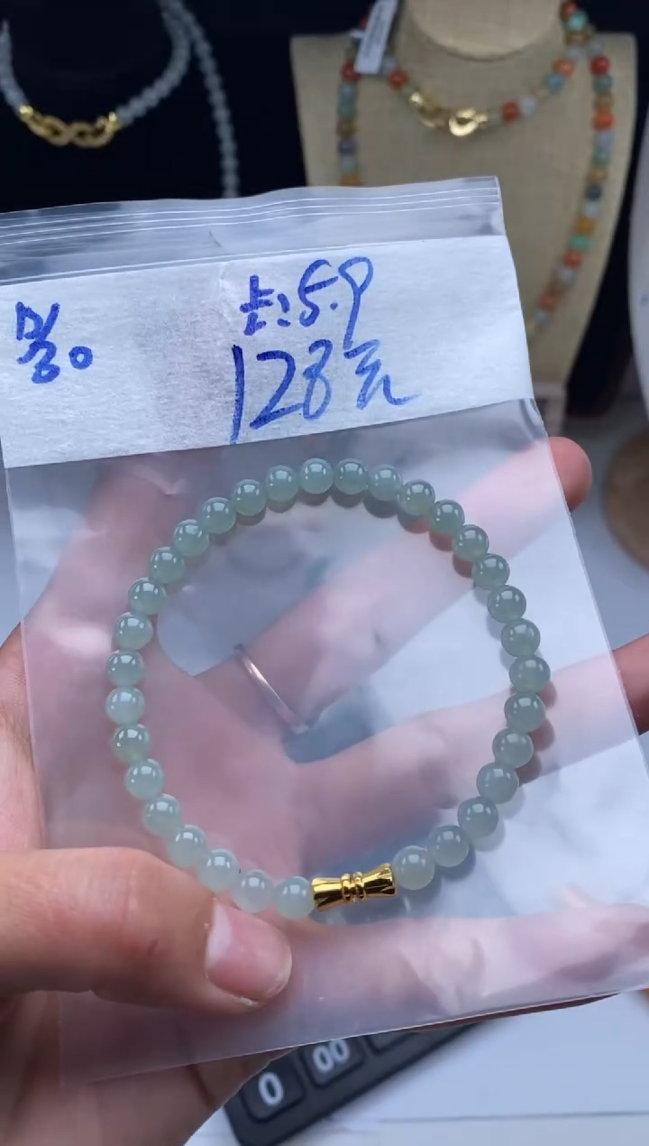 未镶嵌定制翡翠天然翡翠珠子多样性