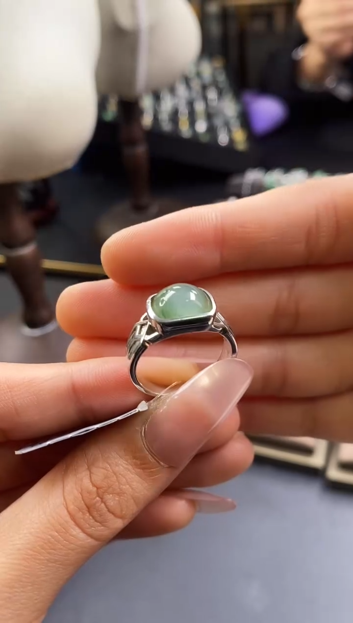 颈饰银S925镶嵌翡翠14725