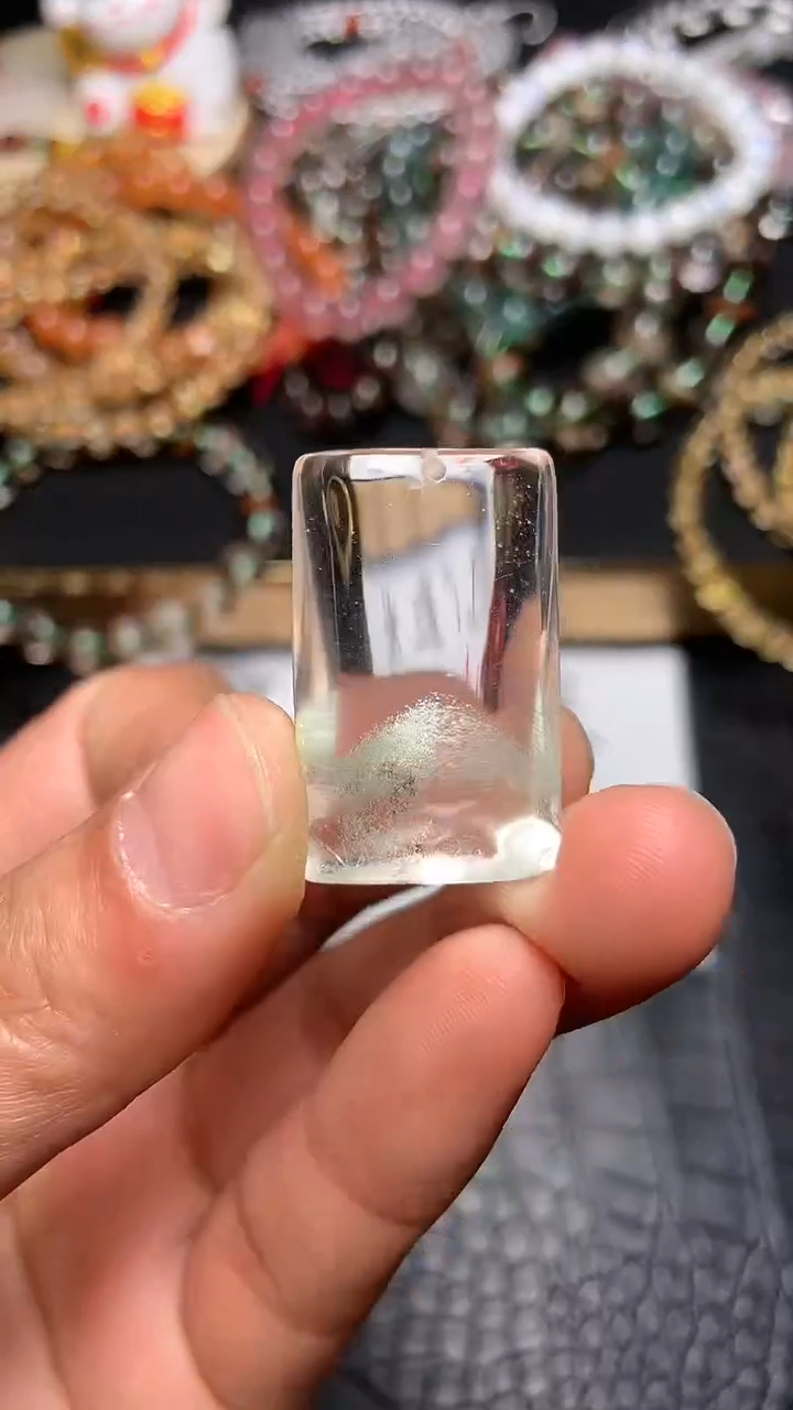 【闪购商品】水晶吊坠(赠链)未镶嵌100