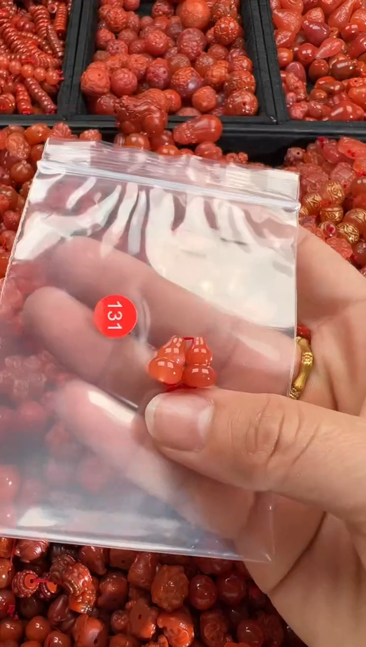 【闪购商品】南红玛瑙颈饰未镶嵌1