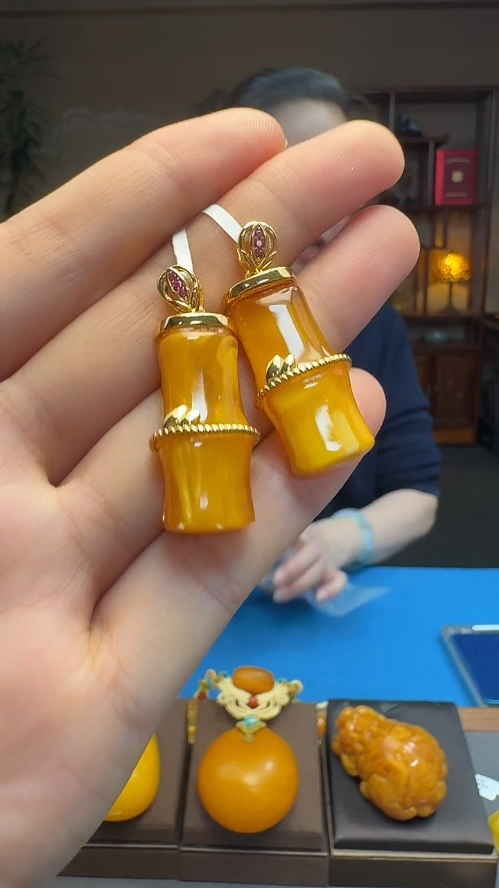 琥珀吊坠(不含链)银S925镶嵌天然保真蜜蜡竹节套装（多样性发其一）