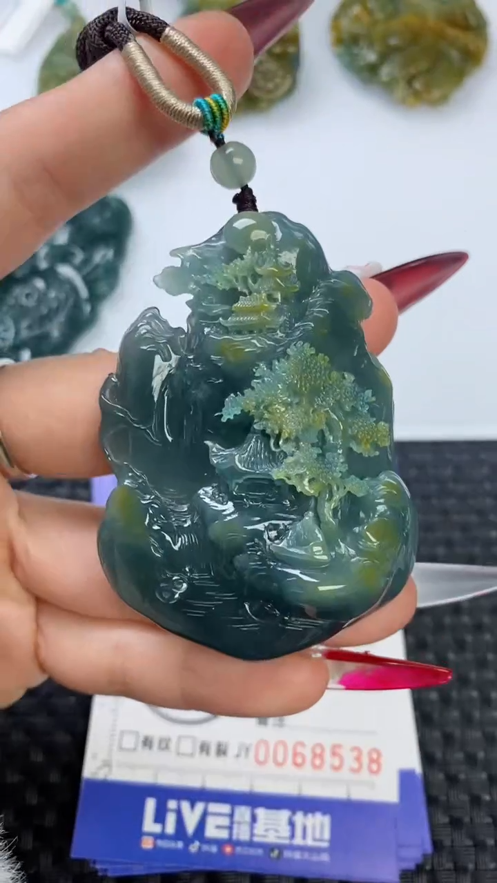 【闪购商品】翡翠颈饰未镶嵌111111111111111