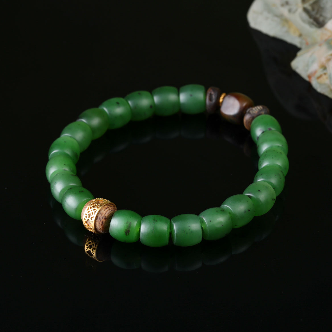 【意婵】《观山竹》（8mm）典藏级新疆碧玉籽单圈18K金沉香-913510