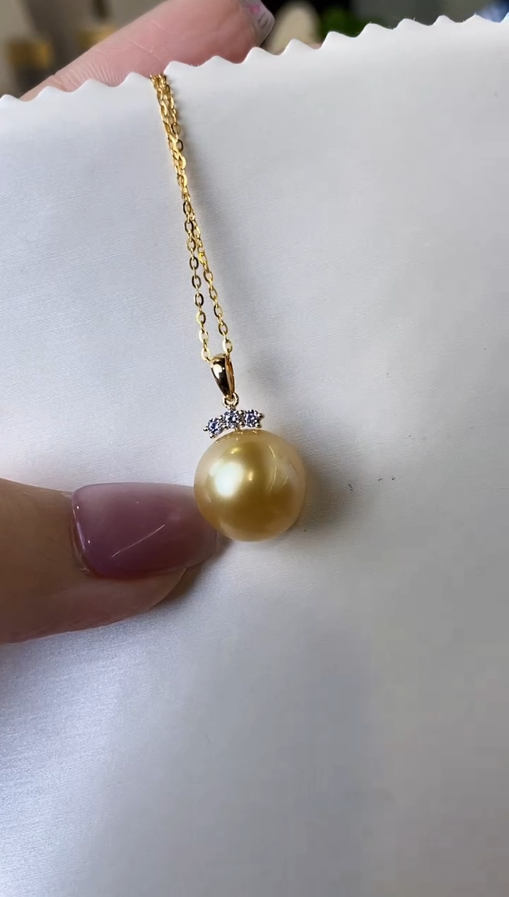 【闪购商品】海水珍珠吊坠(赠链)18K金镶嵌12-13南洋金珍珠吊坠