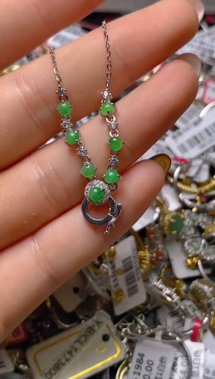 银S925镶嵌戒指翡翠百内无证书