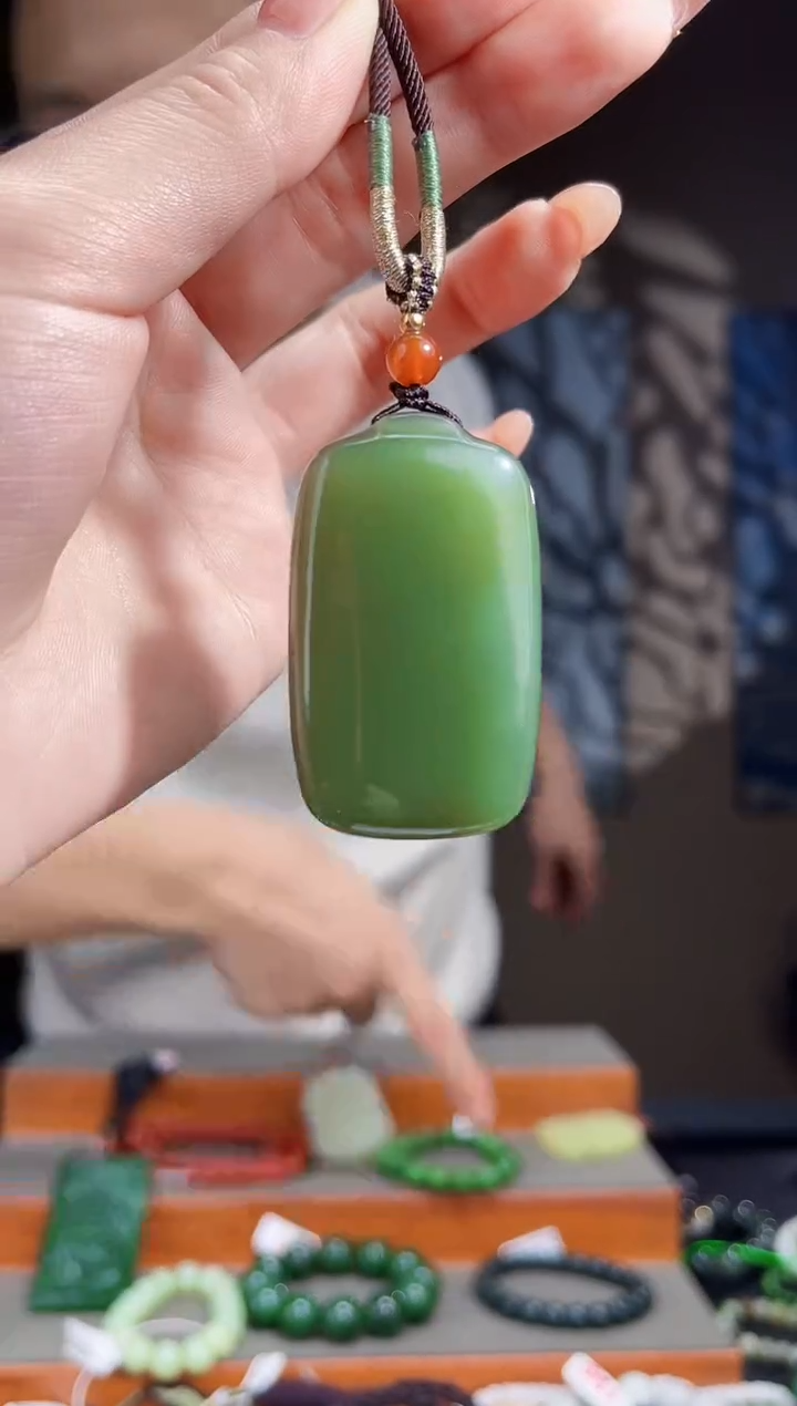 【闪购商品】和田玉颈饰未镶嵌拍一发一