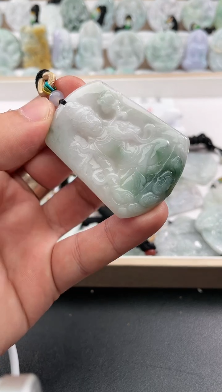 颈饰未镶嵌翡翠25/12/23/.29