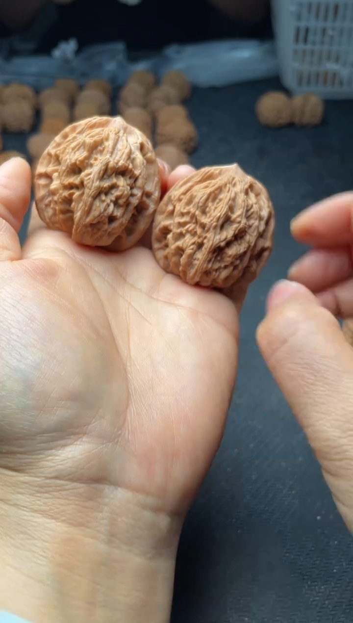 把件文玩核桃w151   麦虎 42尺