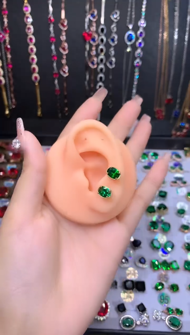 【闪购商品】耳坠透辉石银S925镶嵌金色