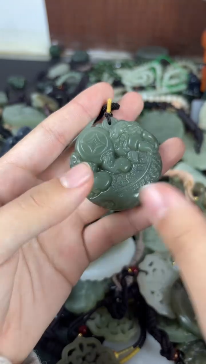 【闪购商品】和田玉颈饰未镶嵌1