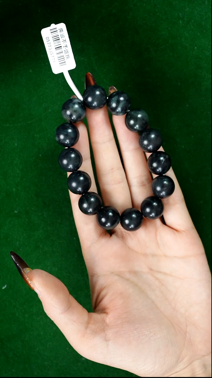 未镶嵌手串和田玉小*礼若羌微色差卡15Qm