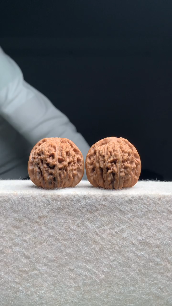 把件文玩核桃山地四座楼