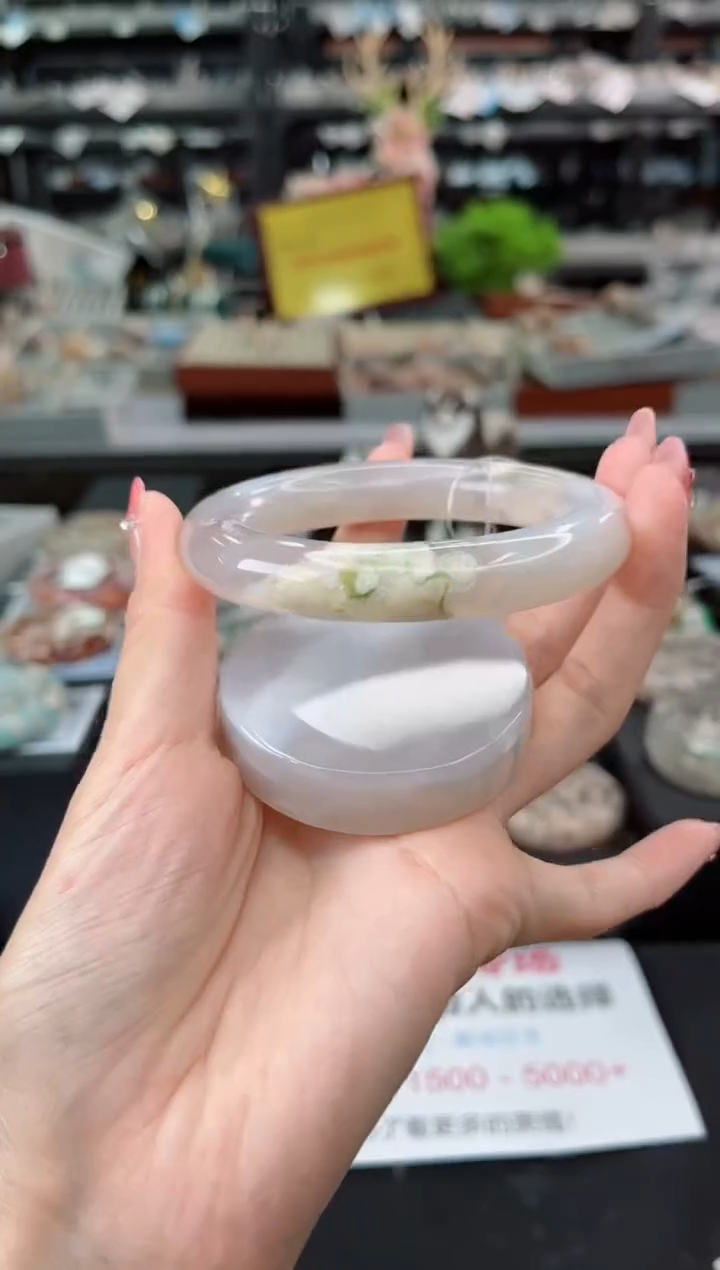 【闪购商品】石英质玉手镯未镶嵌58圈口（赠品镯心）6590573