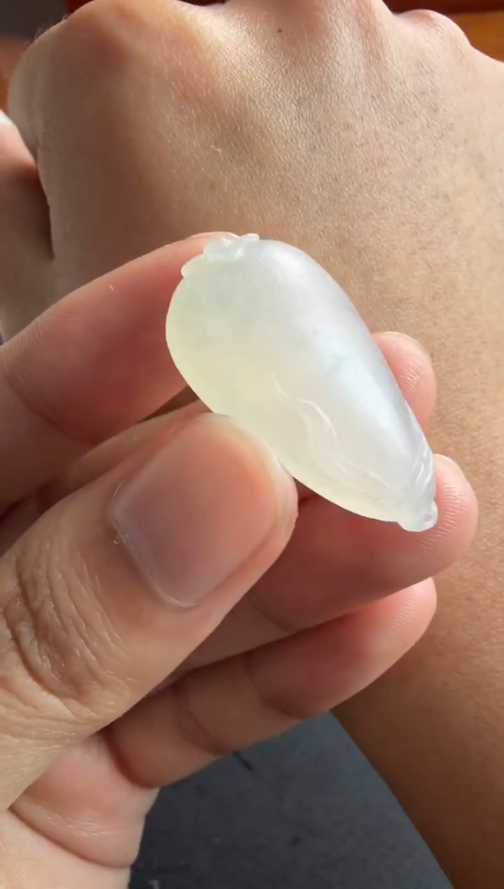 未镶嵌定制翡翠瓜