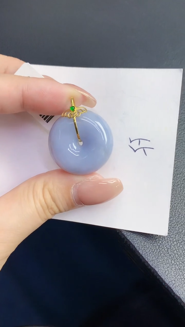 翡翠18K金镶嵌颈饰00000000000