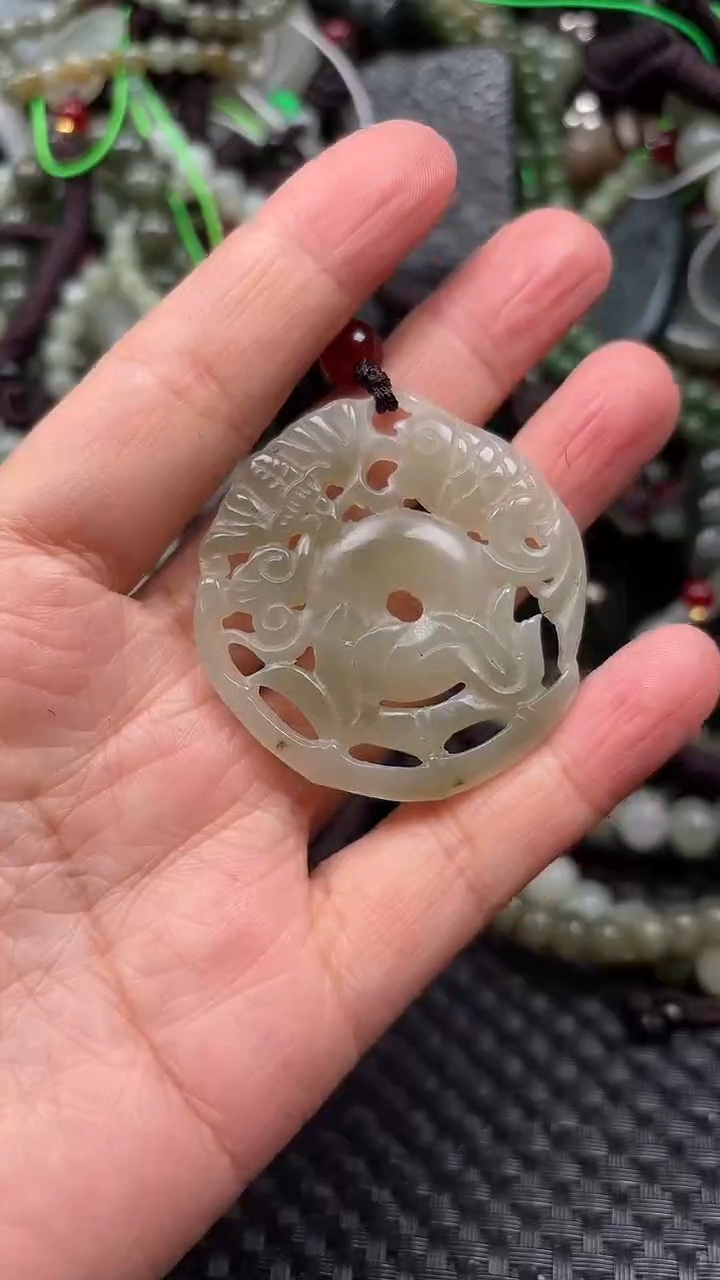 【闪购商品】和田玉颈饰未镶嵌1