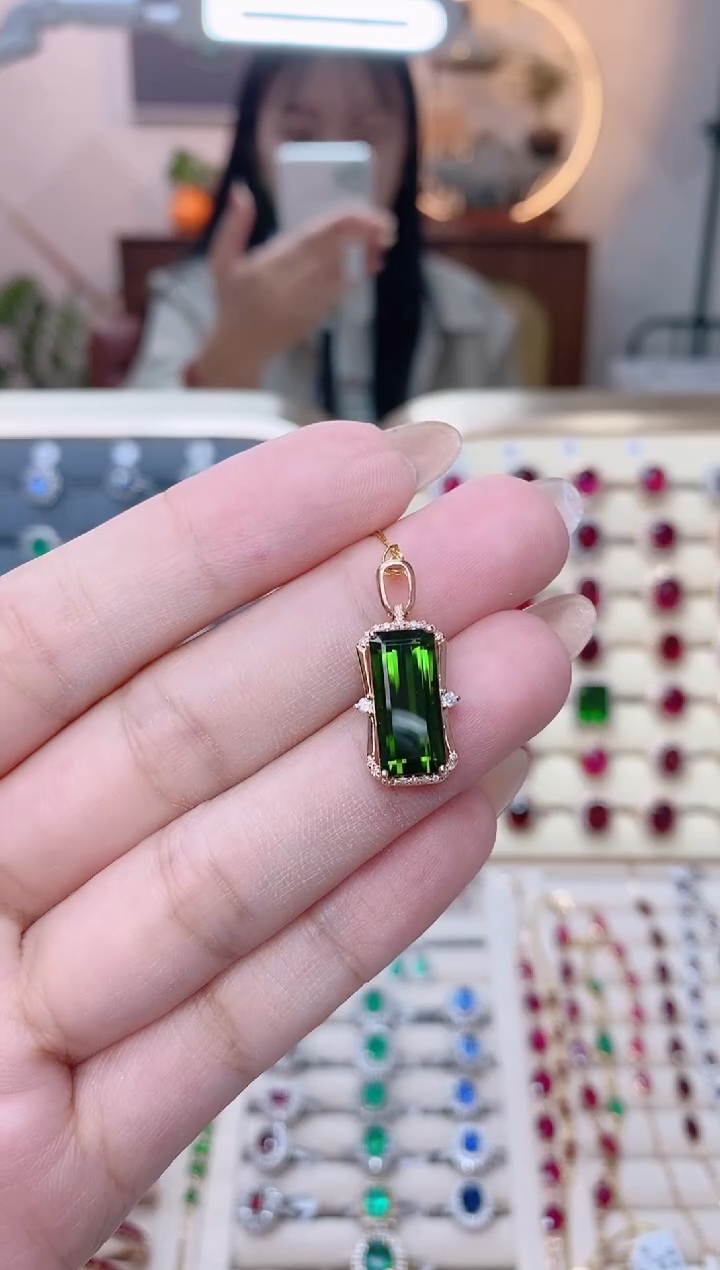 18K金吊坠18K金镶嵌碧玺1