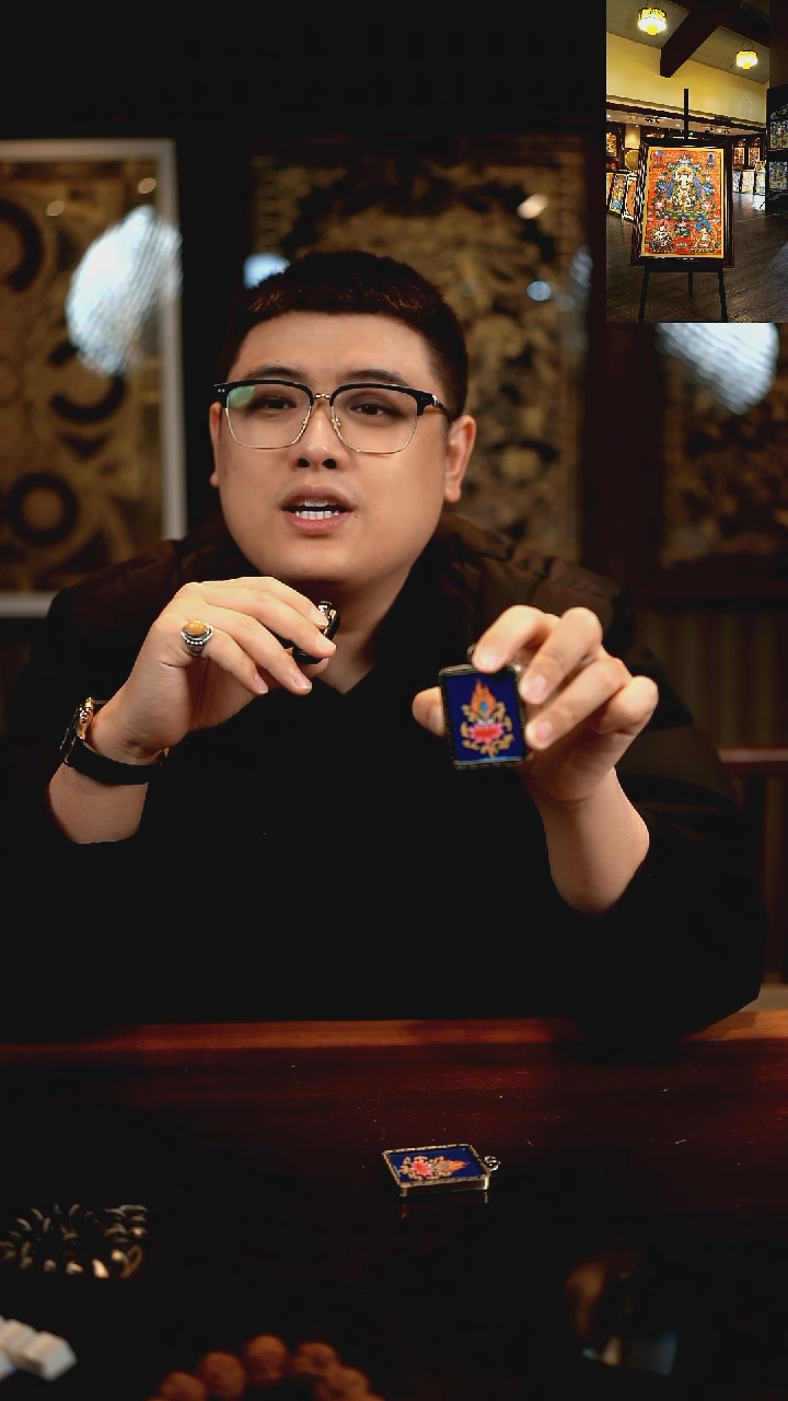 吊坠发发发发发发发发发