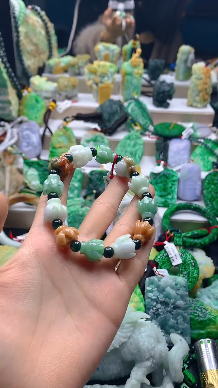 颈饰未镶嵌翡翠天然缅甸a货翡翠