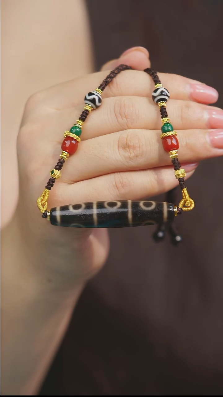 未镶嵌手链玛瑙/玉髓八眼项链