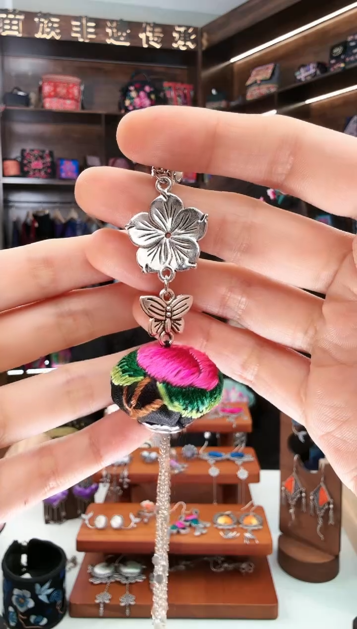 【闪购商品】织绣92蚩梦苗族古绣