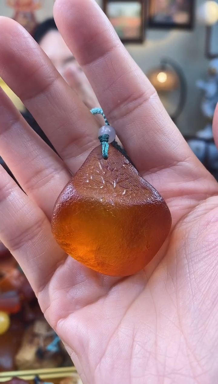 【闪购商品】琥珀颈饰未镶嵌吊坠