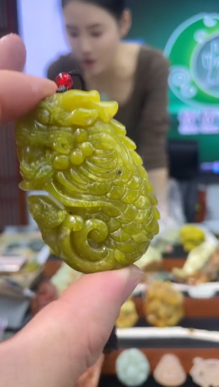 【闪购商品】岫玉吊坠未镶嵌·