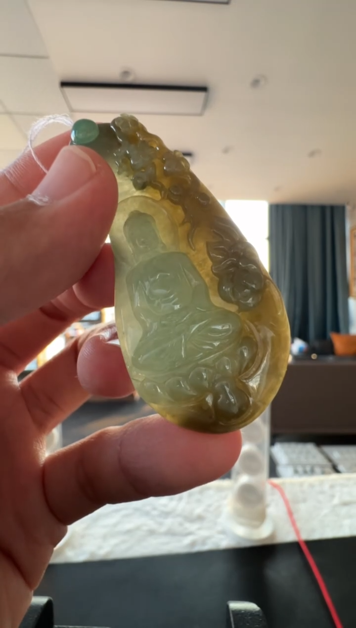 颈饰未镶嵌翡翠天然翡翠A货孤品一件