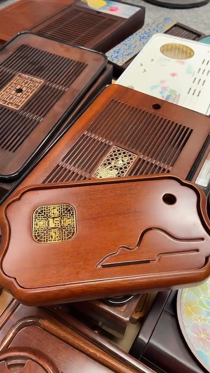 福利花梨木一整块长32CM*宽18CM茶盘