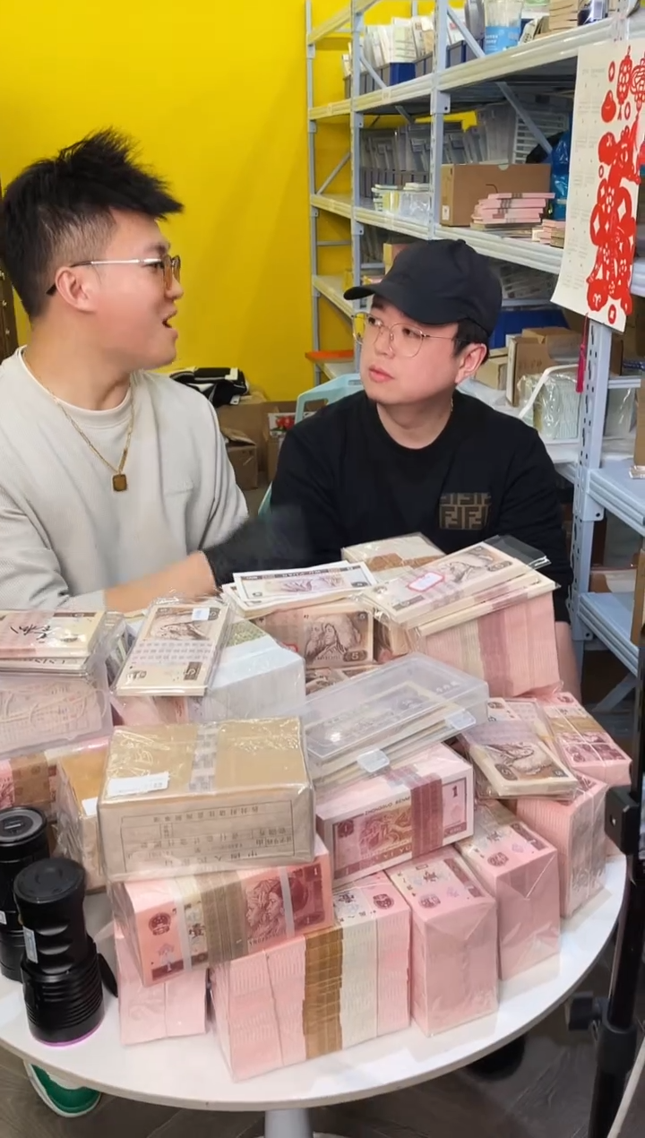 【闪购商品】国评评级-黄伍元单张不挑号