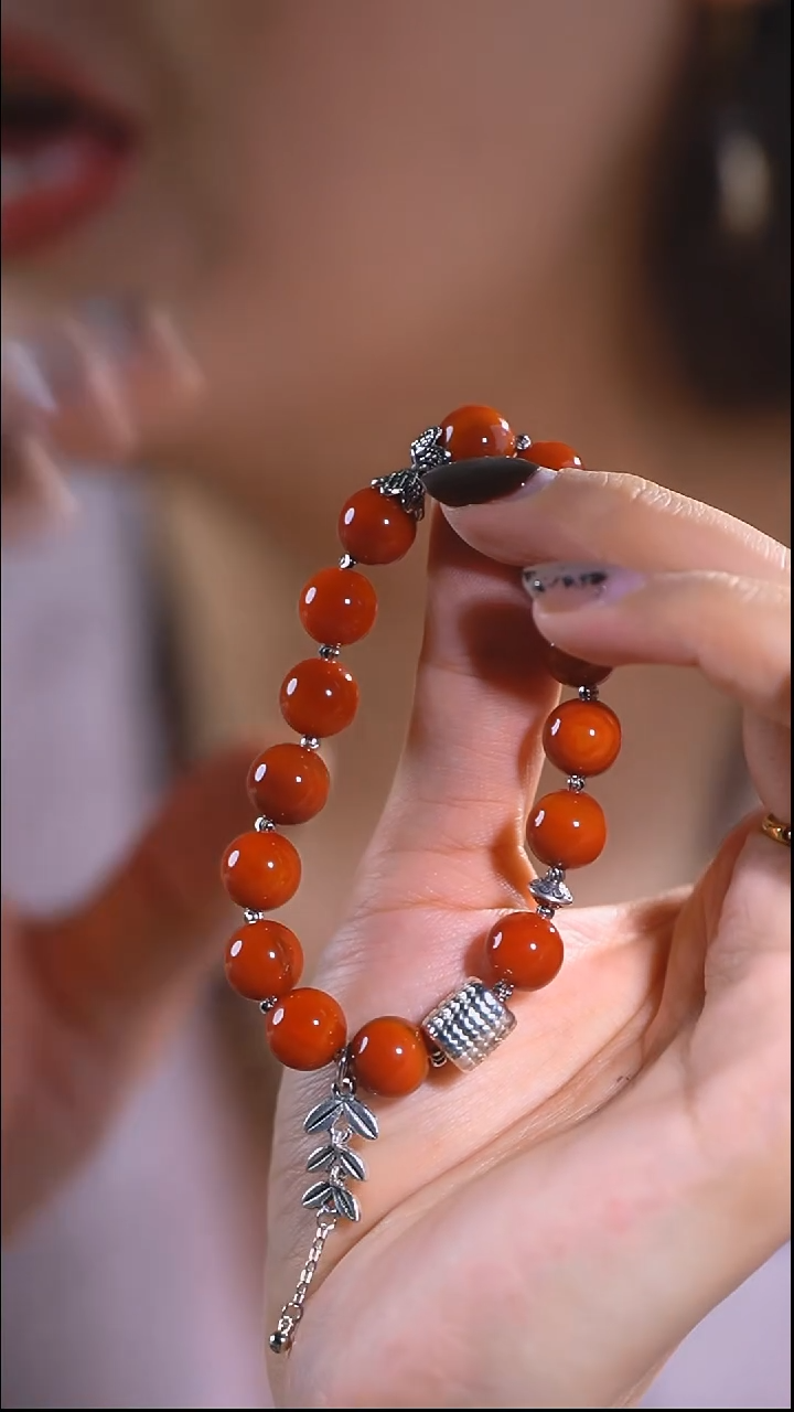 银S925镀金镶嵌手链玛瑙/玉髓1.0 设 计 红