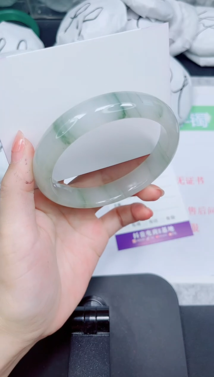 石英质玉手镯未镶嵌72-65