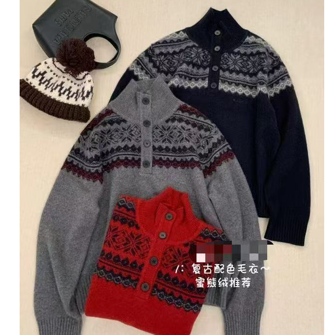 复古扣子蜜熊绒毛衣