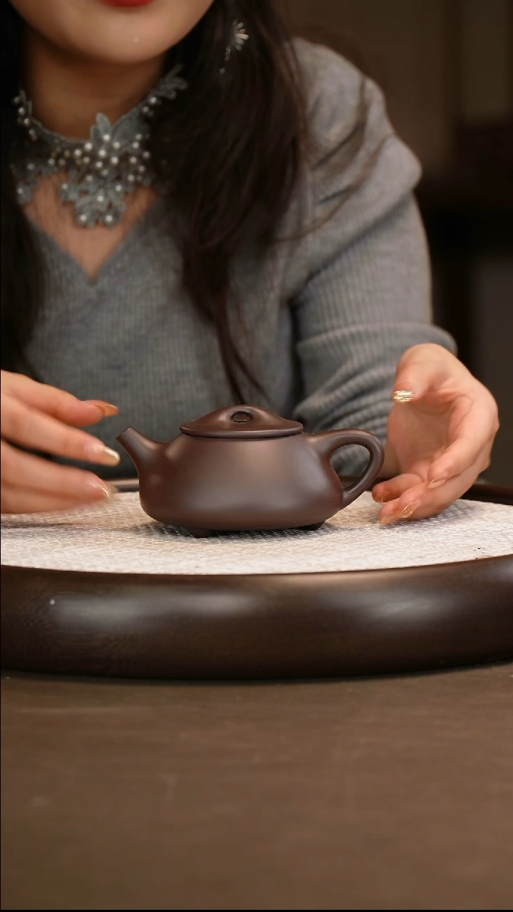 张彩萍 景舟石瓢 黑墩头 220c/杯