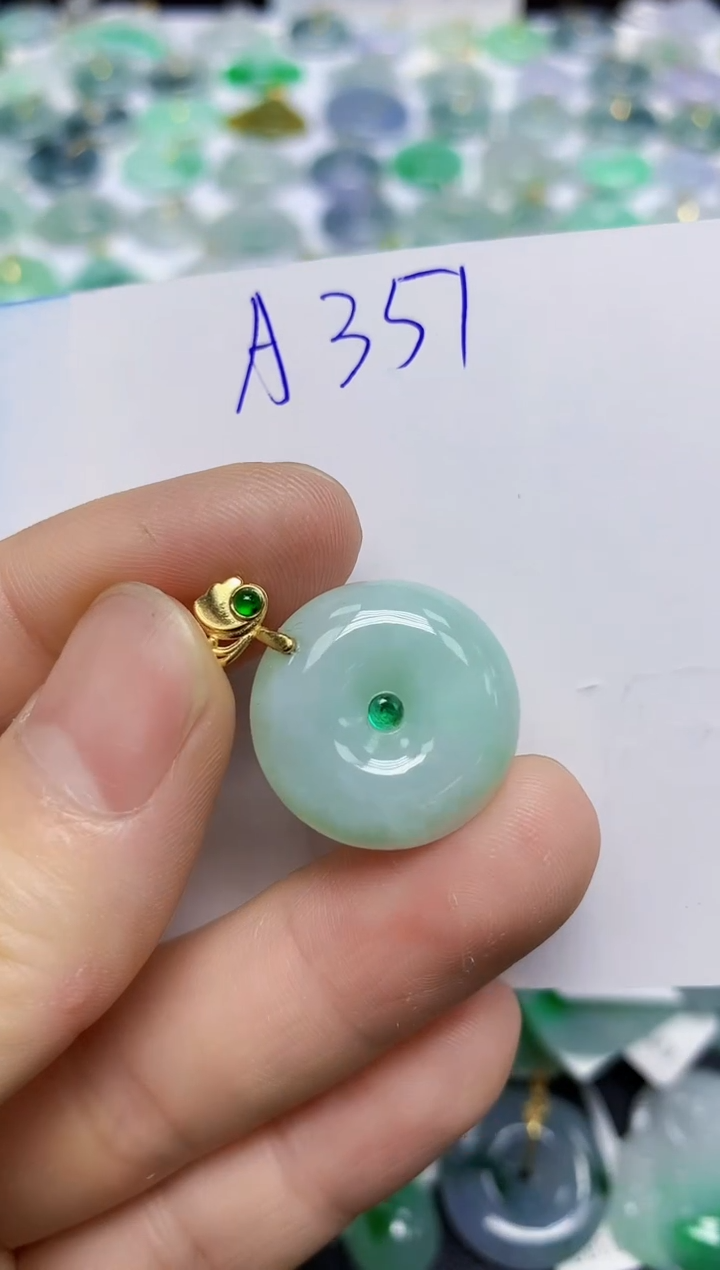 颈饰未镶嵌翡翠天然缅甸翡翠A货翡翠百元以上9元证书费自理