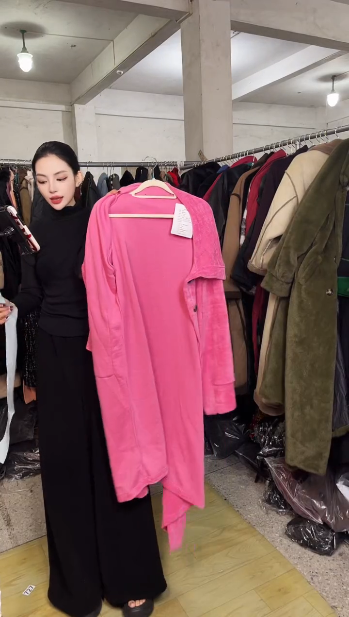 243闪购外套外披马甲打底裤子