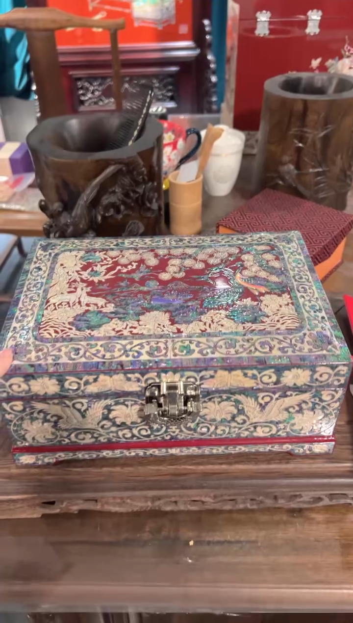 ·弘贝雅螺钿漆器文化馆