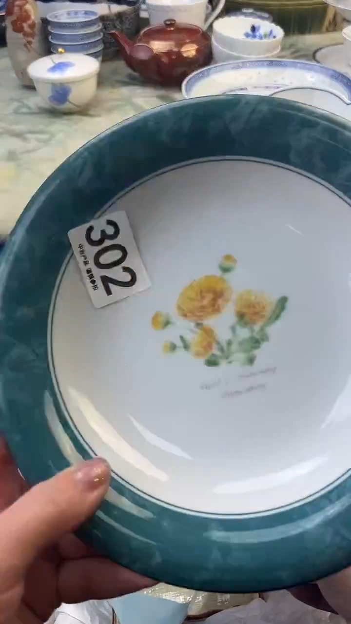 瓷片刘?302........