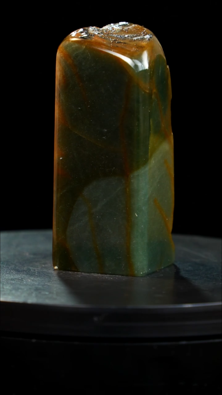 青田石老绿带蓝稀少品种