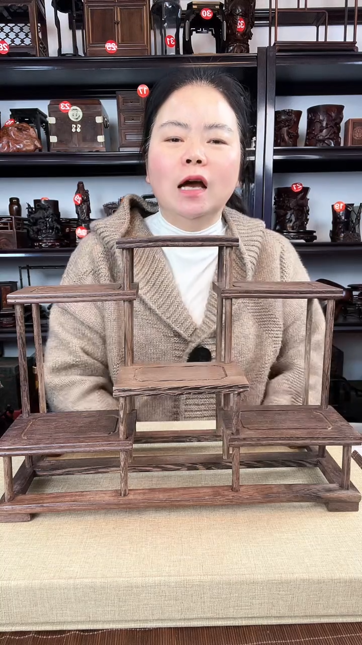 【闪购商品】木3018老李红木工艺品