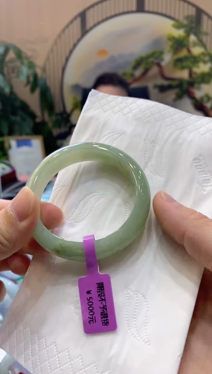 【闪购商品】翡翠手镯未镶嵌000005323